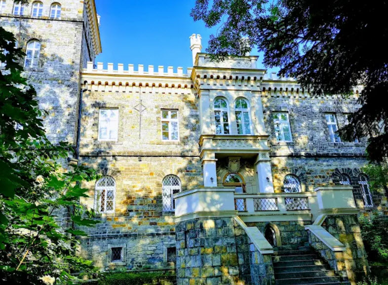Hloubětín Castle, Czech Republic (Czechia)